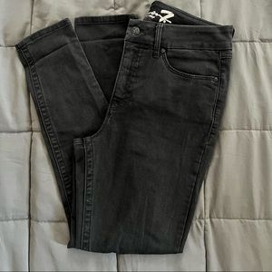 Skinny jeans high rise